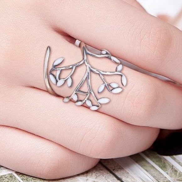 White enamel leaf adjustable wrap ring in 925 sterling silver Big Dramatic NWOT - Picture 1 of 5